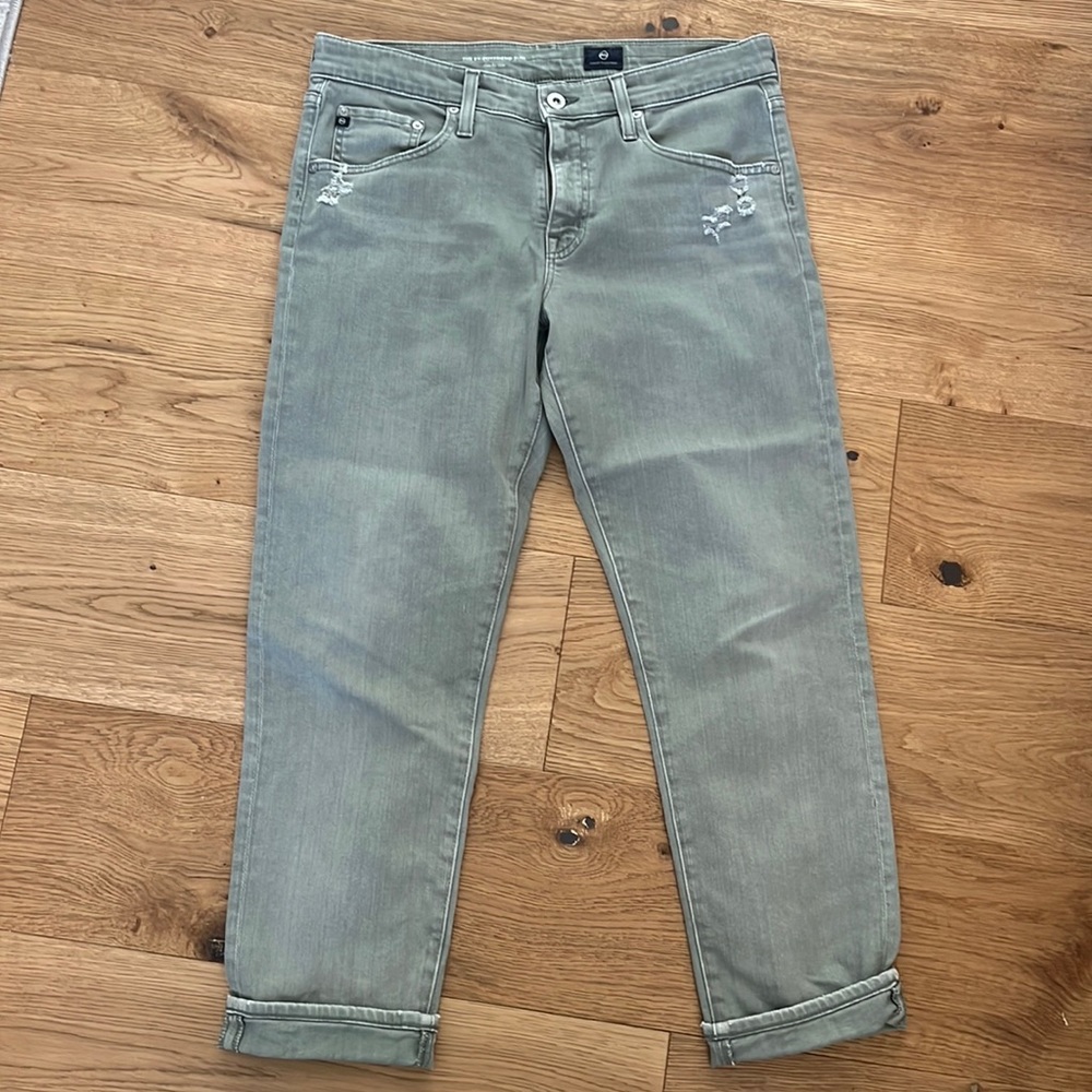 AG ex-boyfriend slim